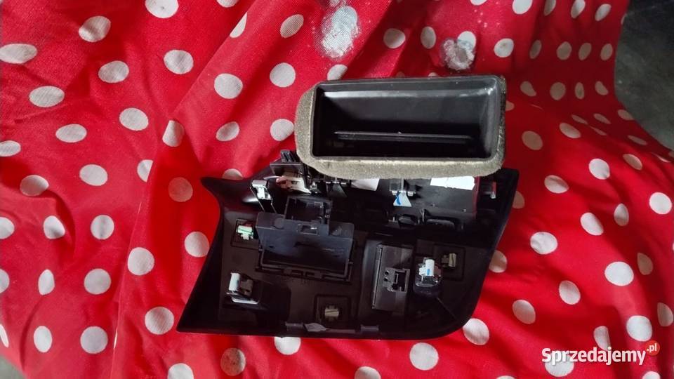 Kratka wentylacyjna Citroen C4 Picasso II lifcie Krotoszyn sprzedam