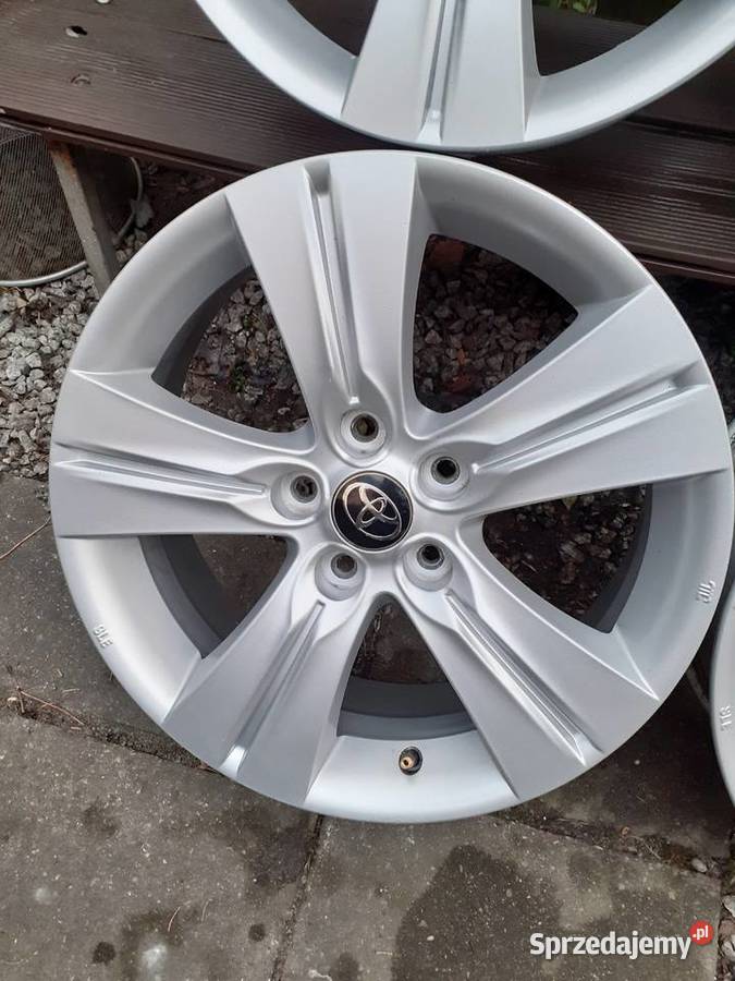 17 5X1143 ET 35 felgi KIAToyotaHonda aluminiowe Gdańsk