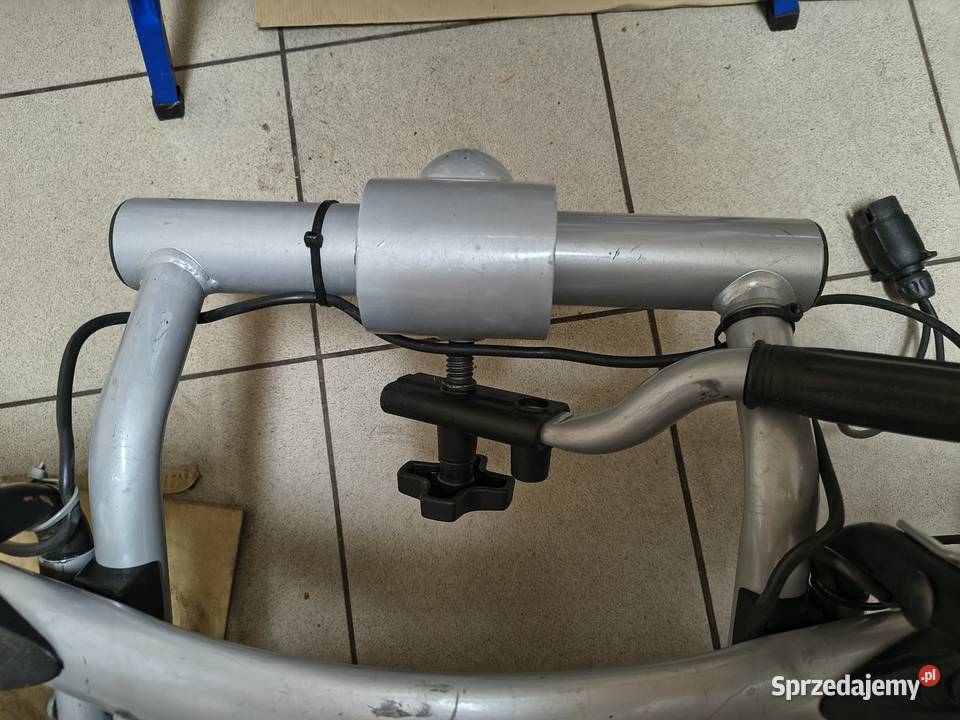 Bagażnik na hak THULE na 2 rowery sprzedam