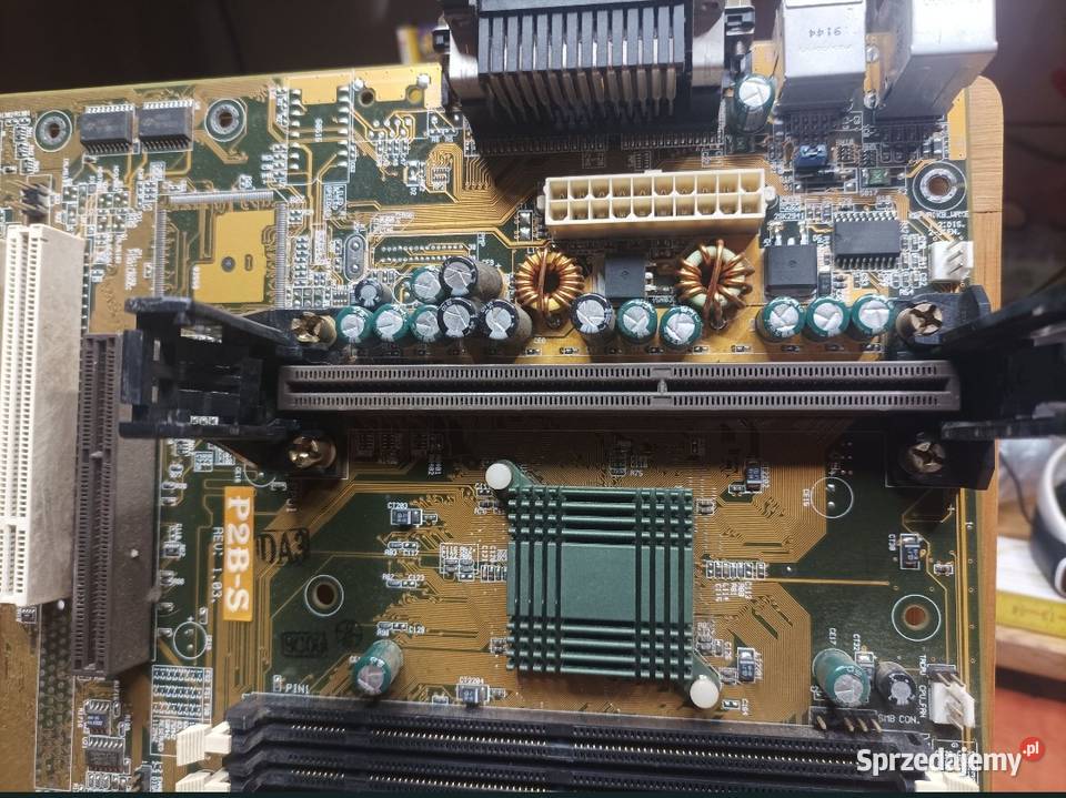 Asus P2BS Poznań