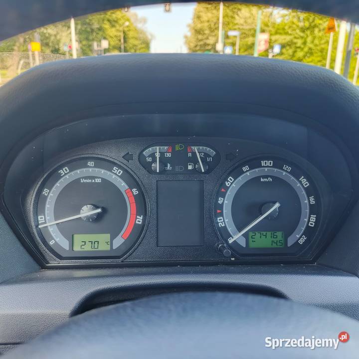 Skoda Fabia I 14 16v 75 274000km sprzedam