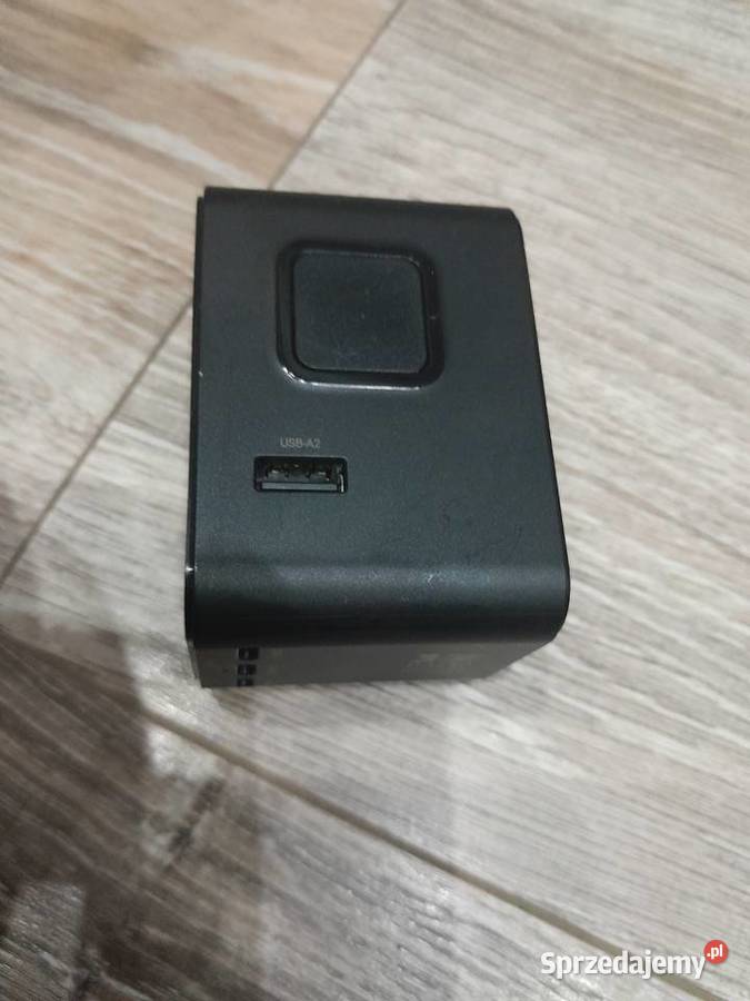 Uniwersalny adapter podróżny z portami USB Hoco Wieliczka