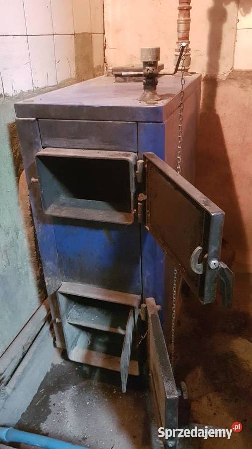 Piec węglowy drzewny