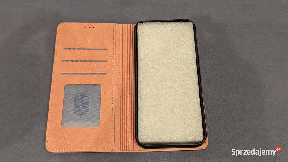 Nowe etui z klapką na magnes do Google Pixel 10 Białystok