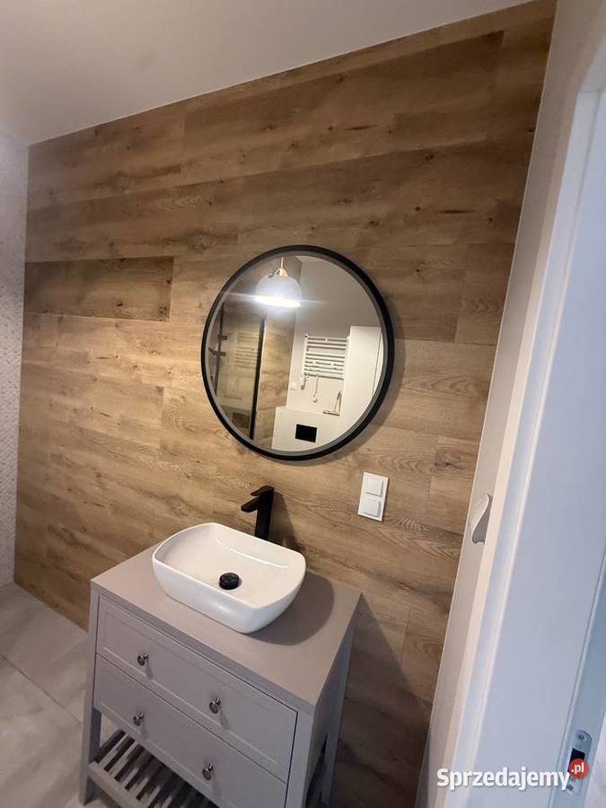 Apartament z widokiem na marinę Przestrzenna apartamentowiec