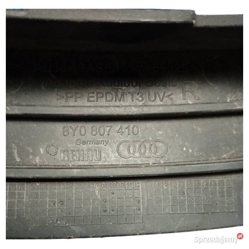 Uchwyt nadkola ślizg Audi A3 8Y adapter