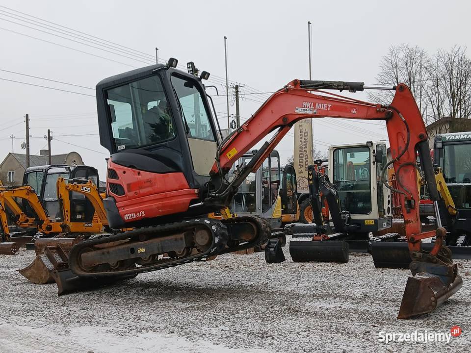 Kubota U253 Minikoparka Kubota U253 z 2013 roku Złoczew