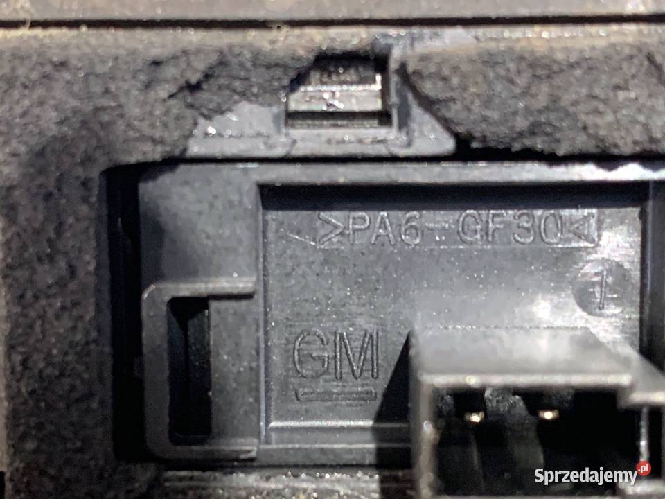 KLAMKA KLAPY TYŁ OPEL CORSA D Hatchback 0614 osobowe podkarpackie sprzedam