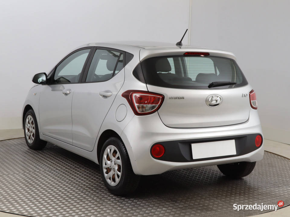Hyundai i10 10 srebrny i10 Bielany Wrocławskie sprzedam