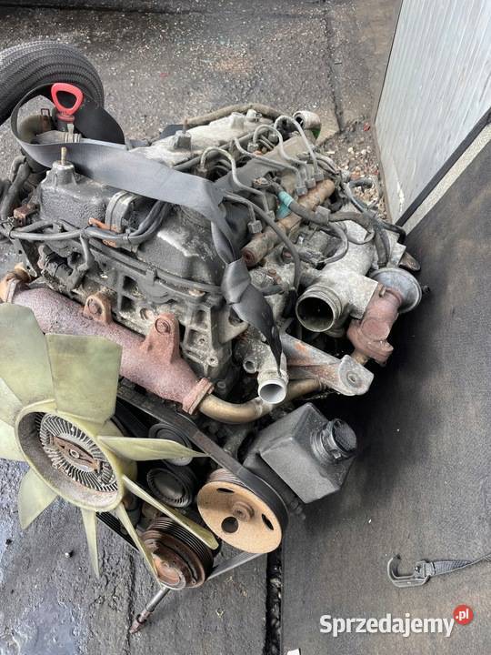 SILNIK KOMPLETNY 27 XDI rexton kyron rodius