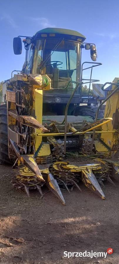 Sieczkarnia John Deere 6810 John Deere Brzozowo-Kolonia