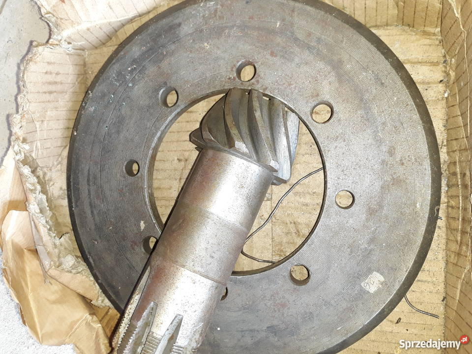 Koło talerzowe i wałek atakujący c330 Części zamienne Piotrków Trybunalski