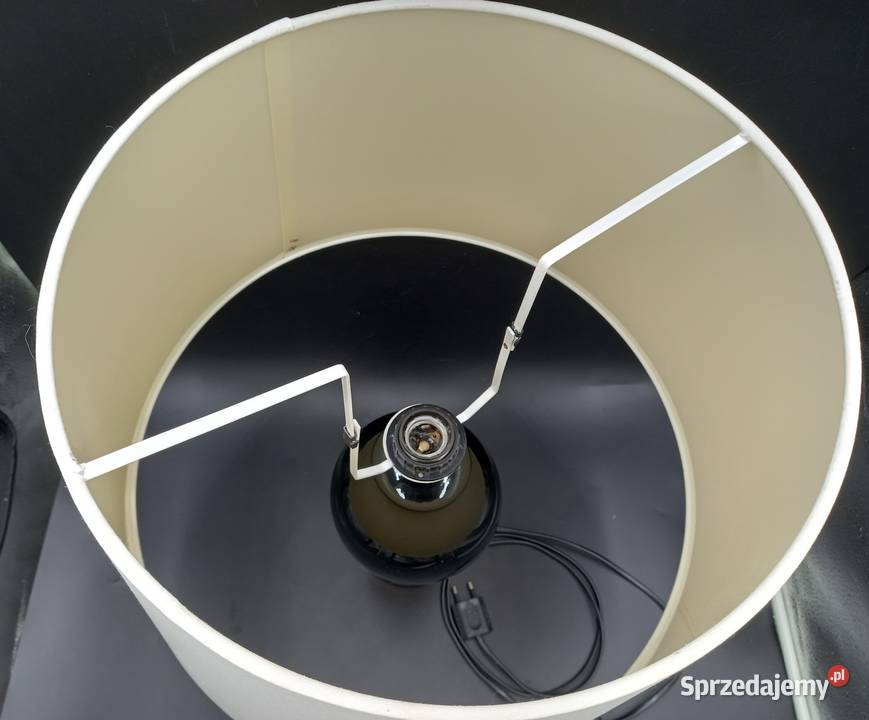 Lampa na czarnej ceramicznej nodze Pozostałe Wrocław