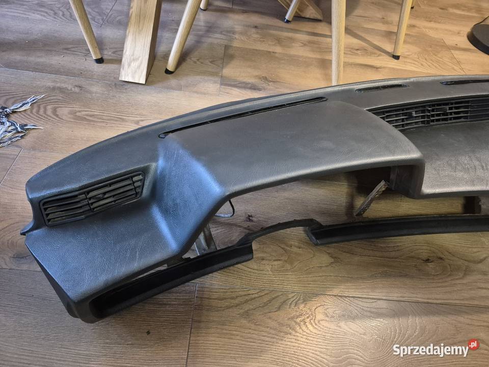 BMW E24 części Deski rozdzielcze, konsole Sterdyń