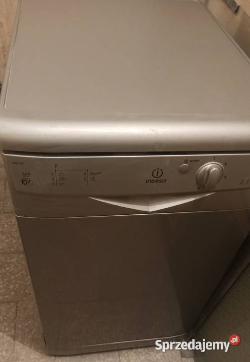 Zmywarka Indesit DSG051 Na części wolnostojące sprzedam