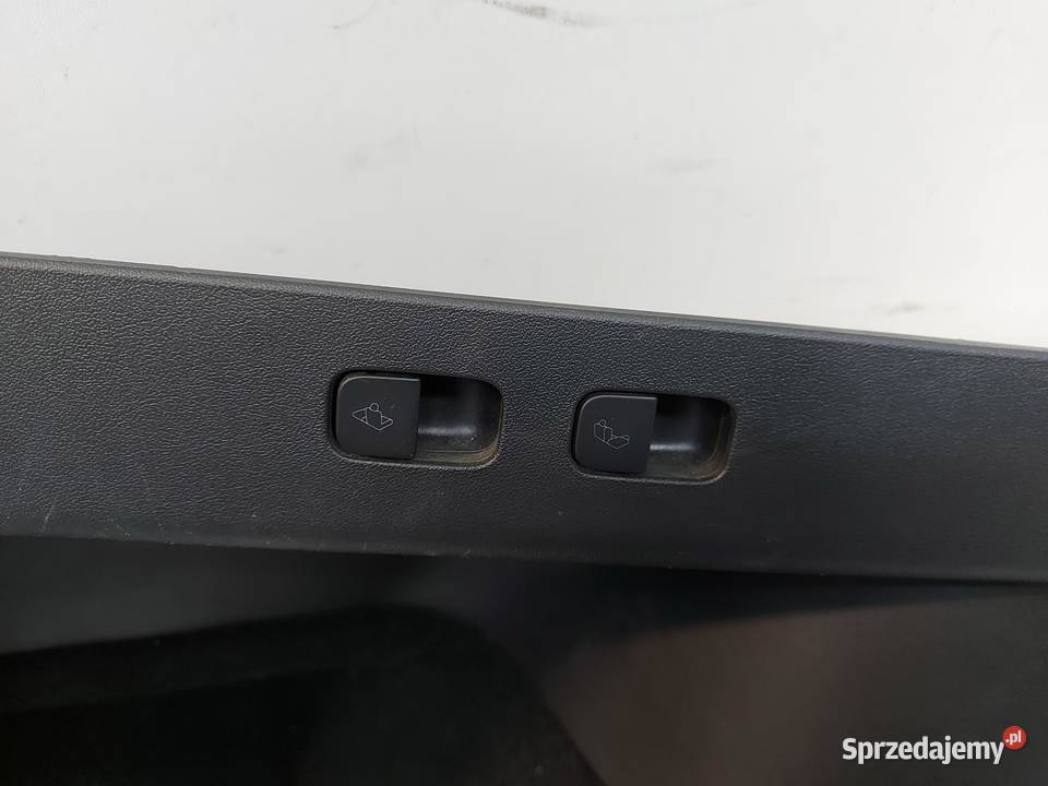 TESLA MODEL Y 2023r Boczek tapicerka bagażnika Tapicerki samochodowe