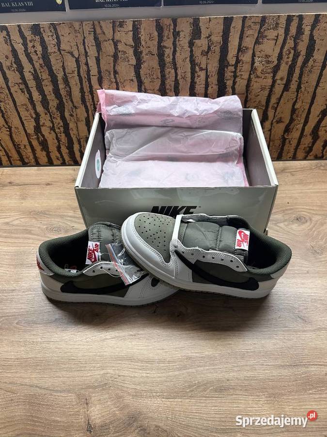 Air Jordan 1 Low x Travis Scott Medium Olive Ślesin