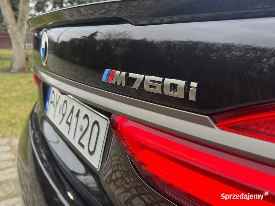 BMW M760Li V12 G12 66 Benzyna 610 4x4 2018r wielkopolskie Luboń