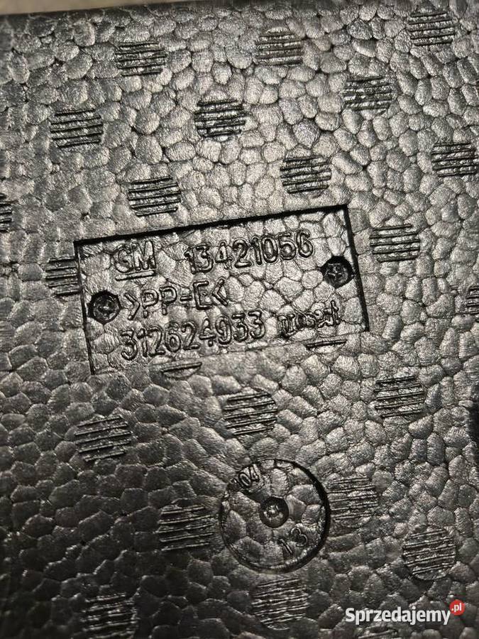 Opel Astra Kombi J wkład bagażnika hak