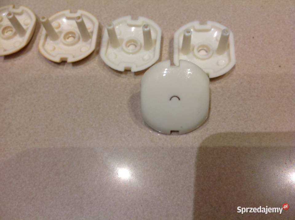 Zaślepki do Gniazdek z Czasów NRD 5 Nowa Sól sprzedam