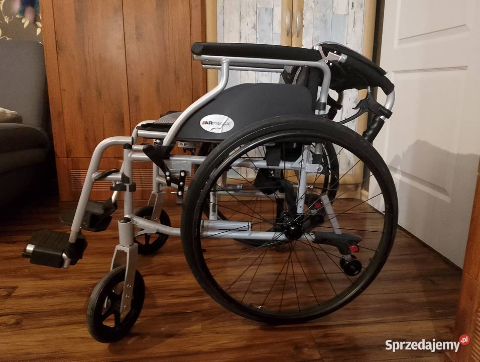 Sprzedam wózek inwalidzki sprzedam
