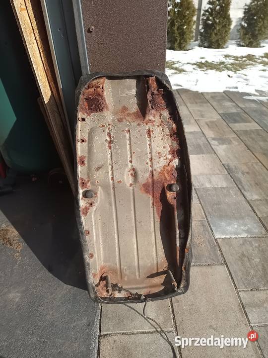 Fotel siodło siedzisko MZ ETZ 150 125 251 kanapa