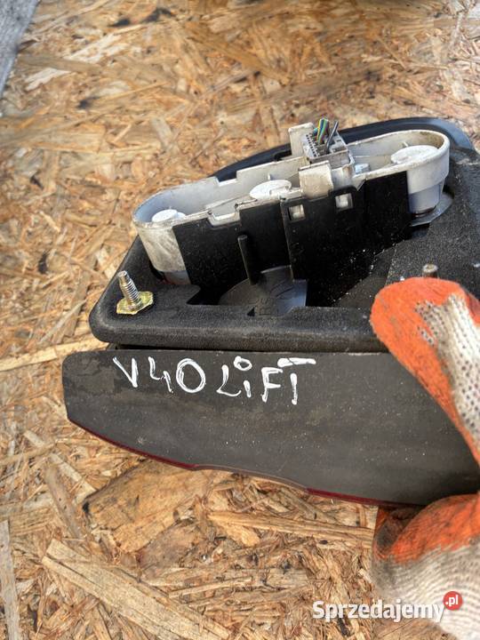 Lampa Lewa Tył Volvo V40 Lift Wisznice