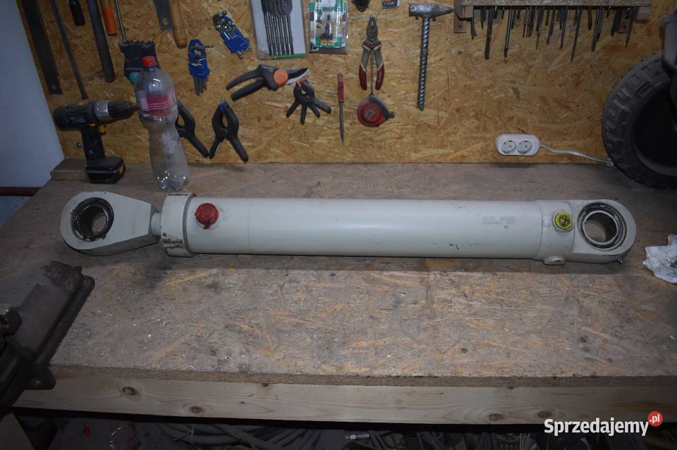 Siłownik hydrauliczny dwustronnego działania małopolskie Wolbrom