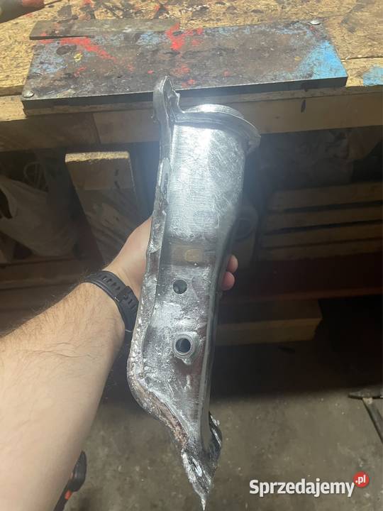 Mocowanie amortyzatora prawe audi a4 b5 80 Pozostałe Małomice