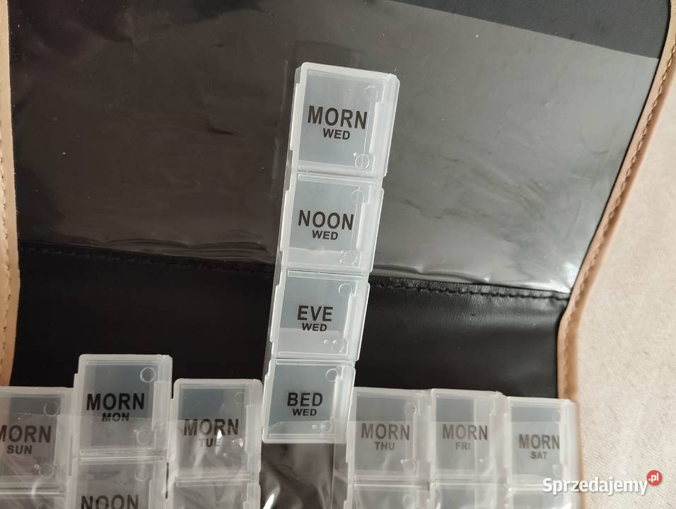 Pojemnik na tabletki na tydzień 4 razy dziennie Częstochowa sprzedam