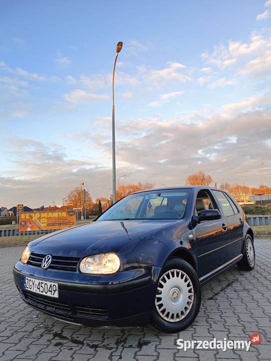 VW Golf IV 16105Benzyna Białogard