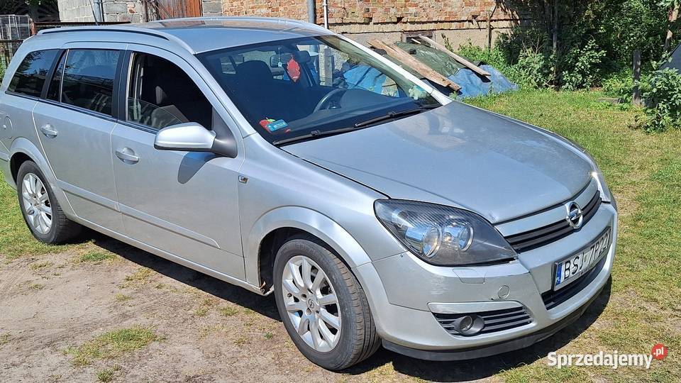 Opel astra h 16 gaz 2005 hak srebrny Astra Białystok