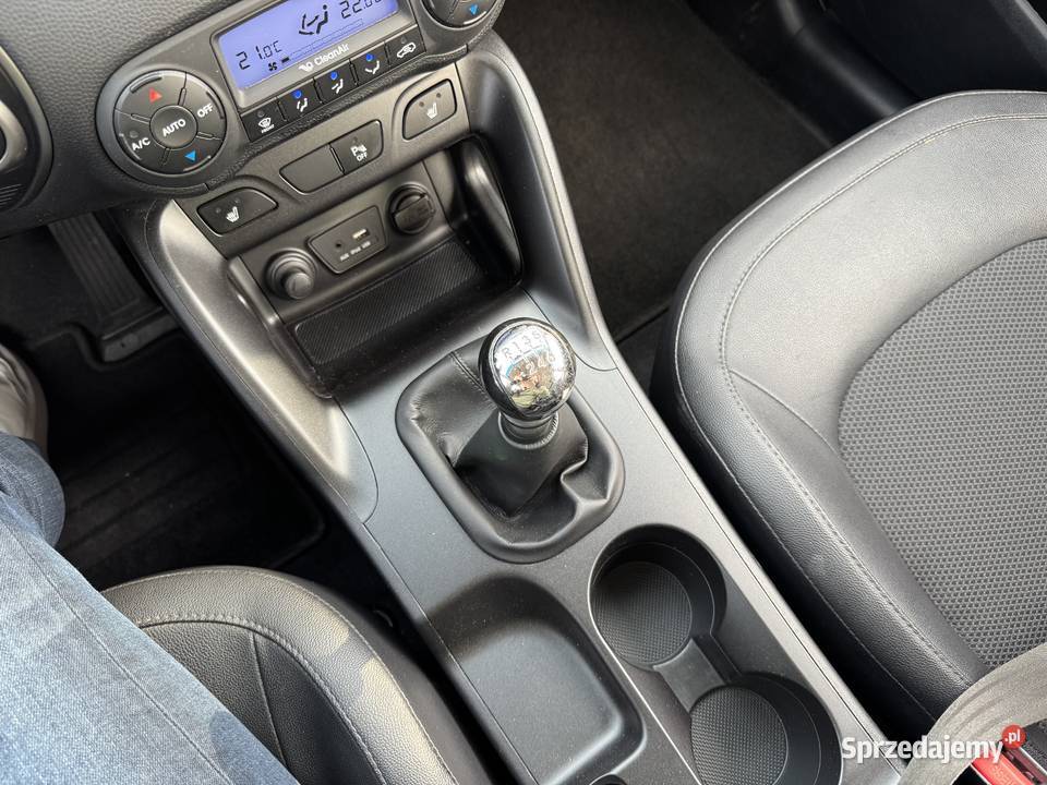 Hyundai ix35 16 BENZYNA Klimatronik Nawigacja Konin