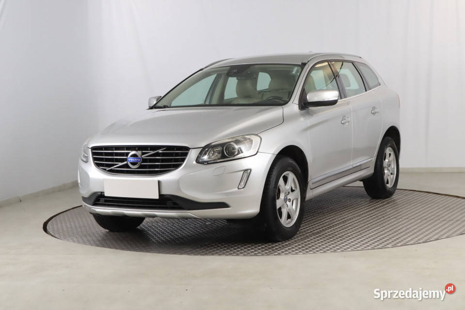 Volvo XC60 24 D światła do jazdy dziennej