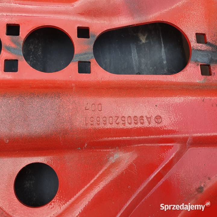 ACTROS MP4 UCHWYT MOCOWANIE BŁOTNIKA LEWE Karoseria Bieleń