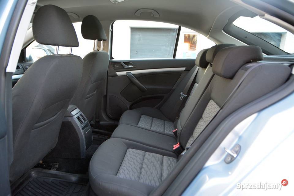 Skoda Octavia Lift 2010r Sedan 19 tdi Salon manualna