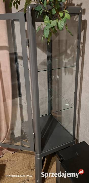 Witryna ikea fabrikor Kredensy i witryny Płock
