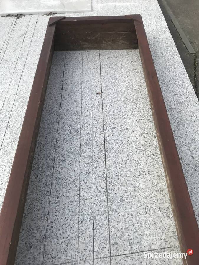 Oryginalna obudowa grobu obramowanie tymczasowa dolnośląskie Wrocław