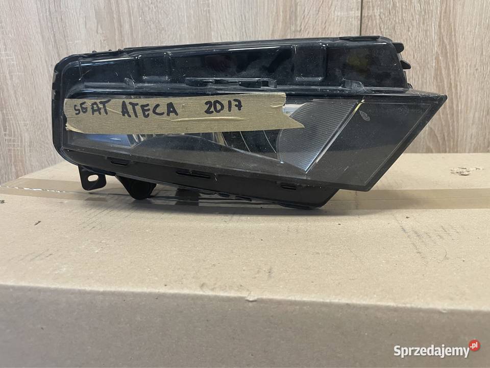Seat Ateca halogen prawy 1nd012598 Kozubszczyzna