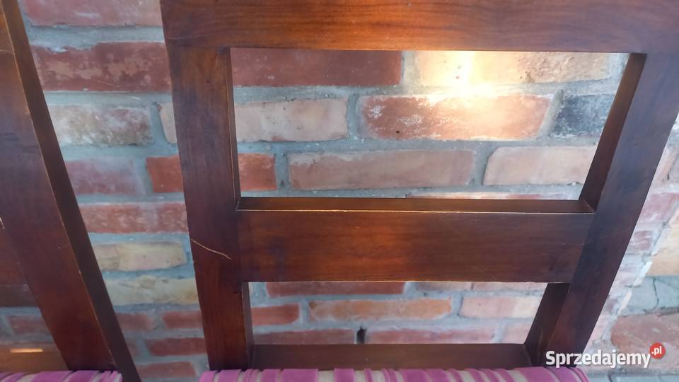 Krzesła drewniane tekowe z materiałową tapicerką zachodniopomorskie Gawroniec