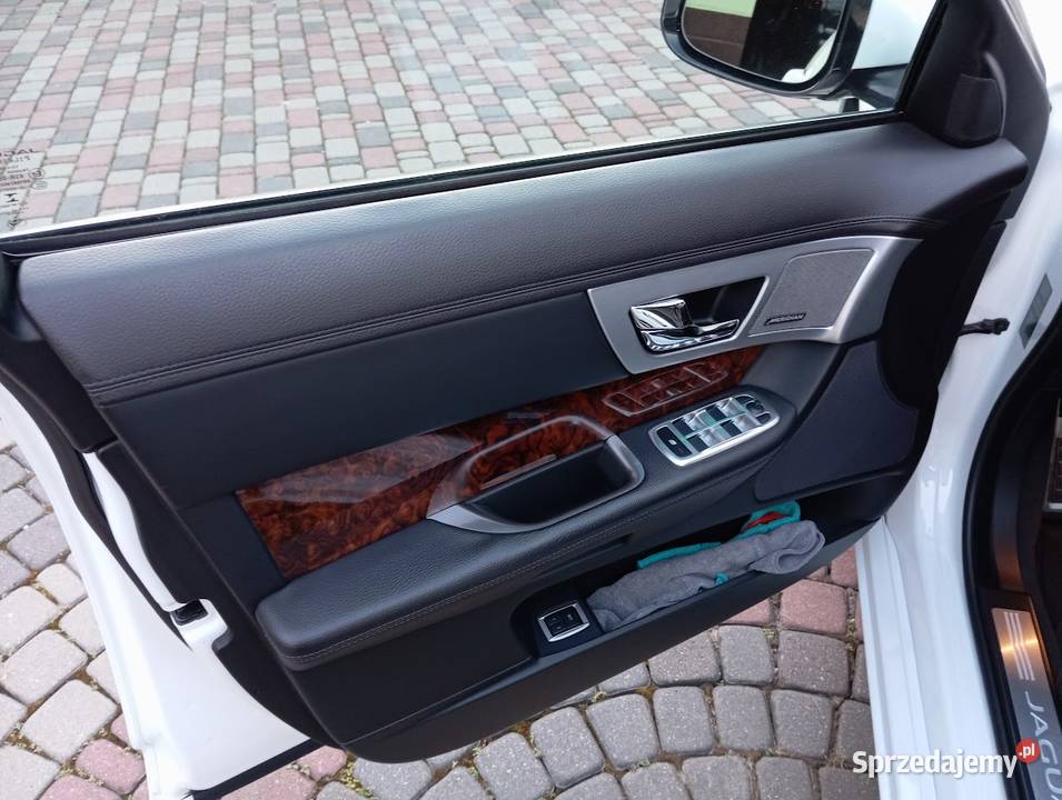 Jaguar XF 250 lift 2015 r 64 Rok produkcji 2015 Chełm