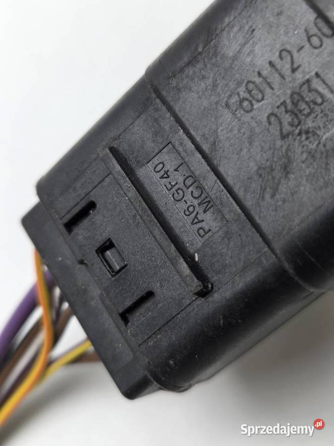 FORD FOCUS MK4 WTYCZKA KOSTKA 3 osobowe Janowice