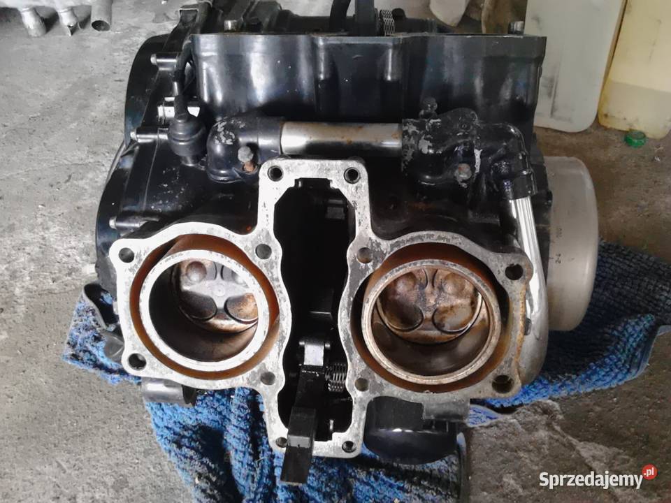 Sprzedam silnik Honda magna VF 700 Kutno