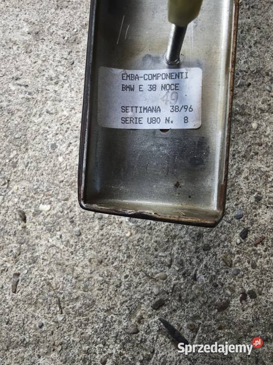 Dekor schowek pasażera BMW E38