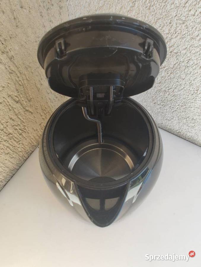 Czajnik bezprzewodowy Black Decker 2200 W sprzedam
