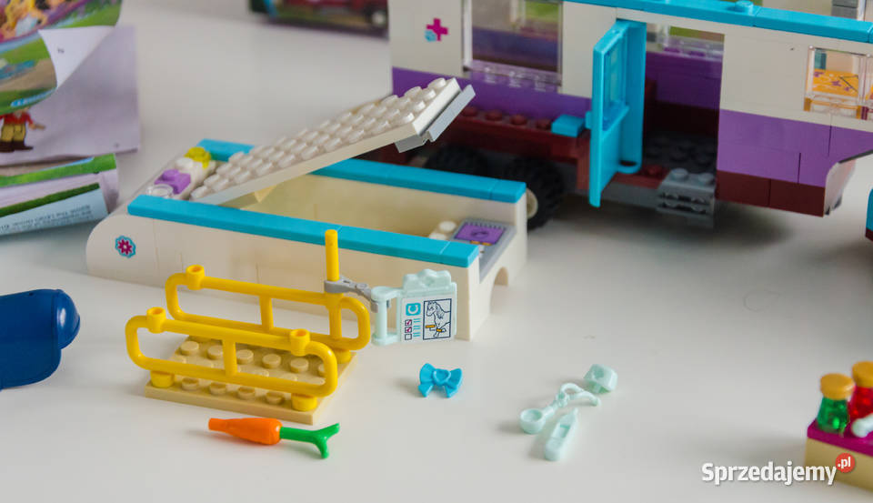 Lego Friends 41125 Przyczepa lecznicza koni