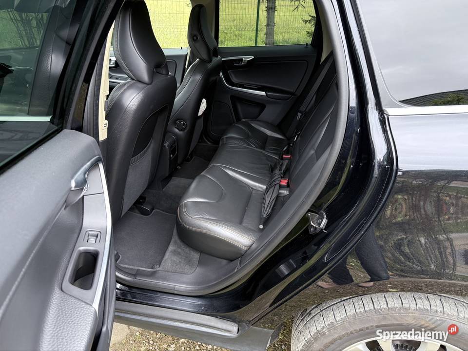 VOLVO XC60 24 D5 Summum elektryczne lusterka podkarpackie Humniska