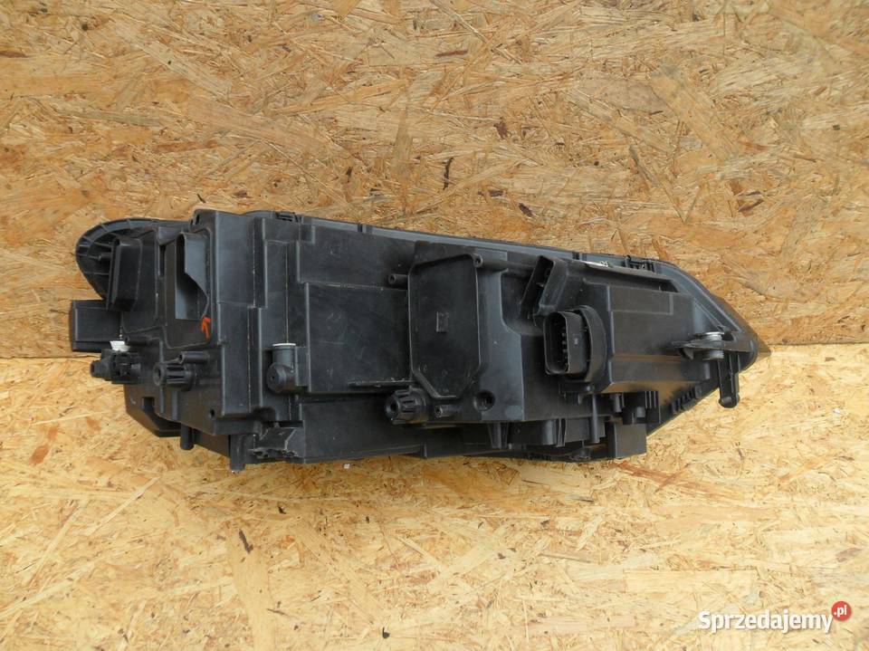 VW TOURAN REFLEKTOR XENON PRAWY 5TB941036B prawe wielkopolskie Nowy Tomyśl sprzedam