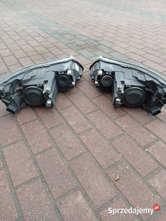 Reflektor lampa Skoda Octavia 2 lifting Lampy przednie Bogumiłów sprzedam