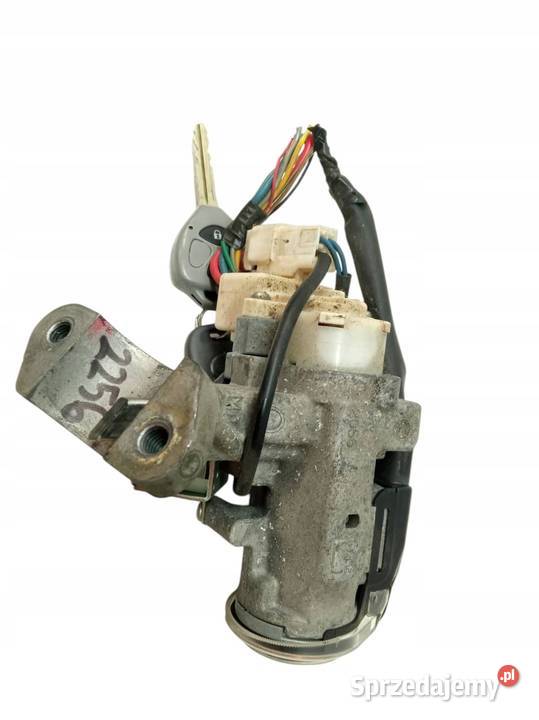 STACYJKA 2056 8978333100 Toyota Scion TC I
